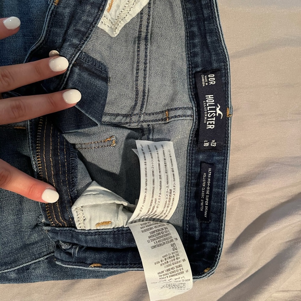 Hollister Distressed Skinny Jeans